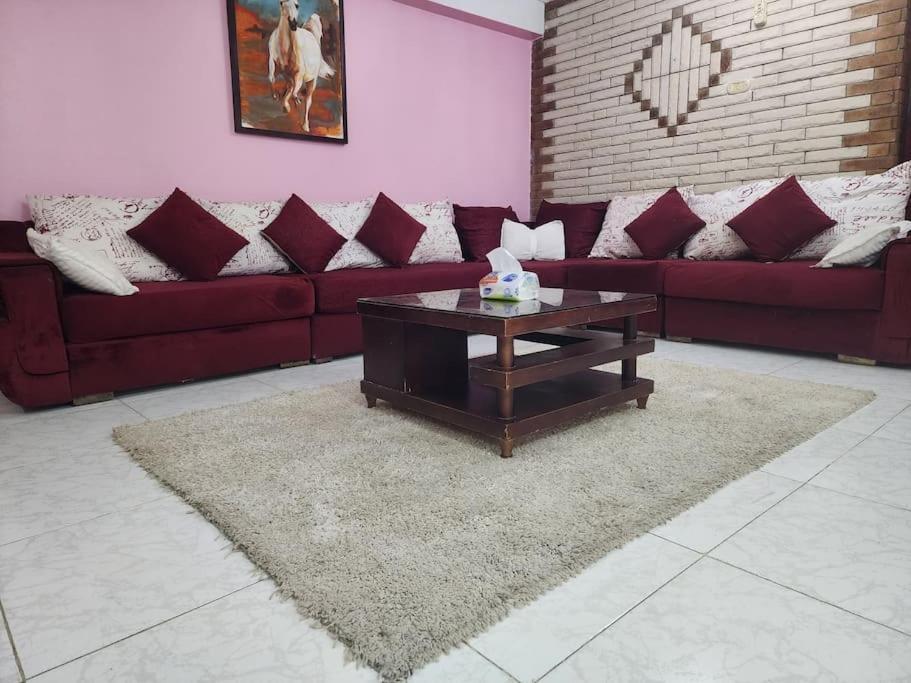 Apartment Near Pyramids, King Bedrooms And A 60inch Smart Tv.